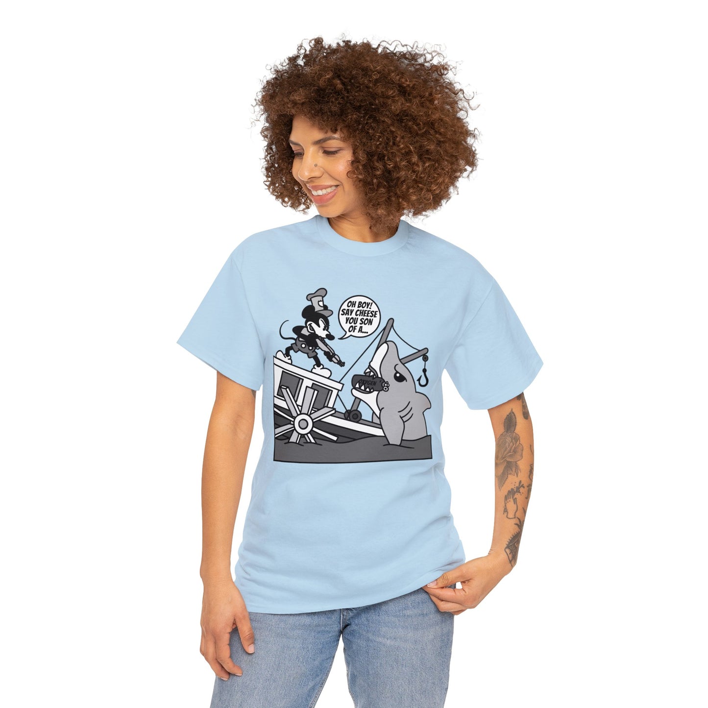 Willie vs. Bruce! Unisex Heavy Cotton Tee